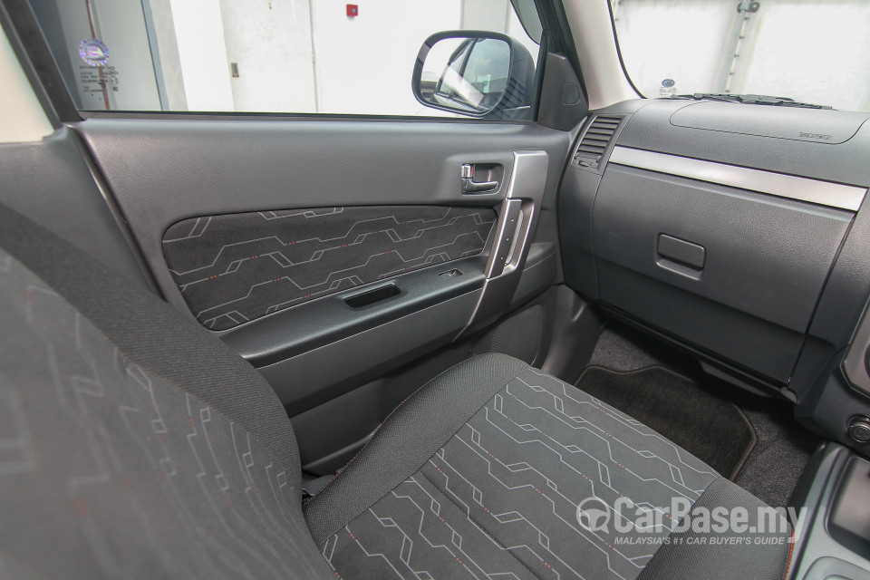 Toyota Rush Mk2 Facelift (2015) Interior