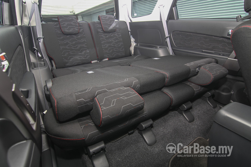 Toyota Rush Mk2 Facelift (2015) Interior