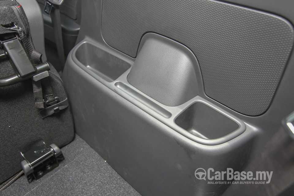 Toyota Rush Mk2 Facelift (2015) Interior