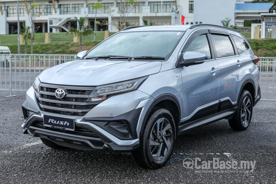 Toyota Rush F800 (2018) Exterior