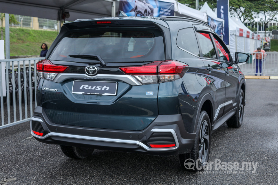 Toyota Rush F800 (2018) Exterior
