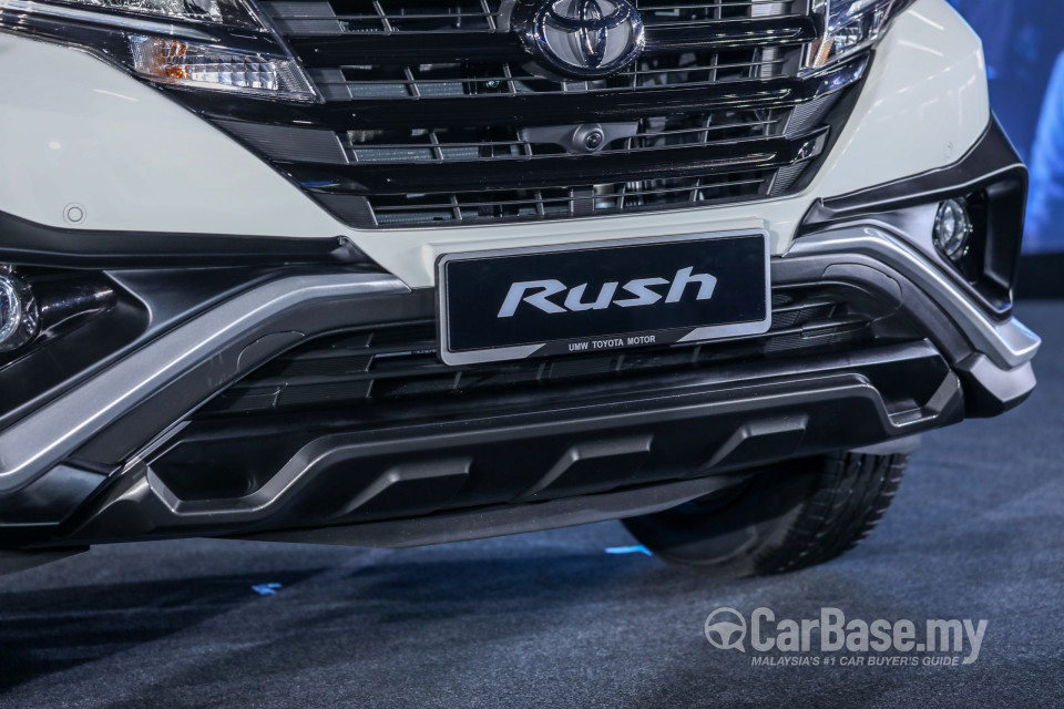 Toyota Rush F800 (2018) Exterior