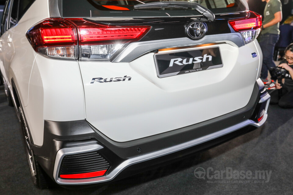 Toyota Rush F800 (2018) Exterior