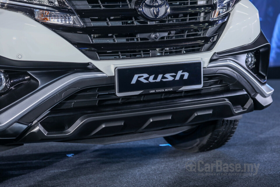 Toyota Rush F800 (2018) Exterior