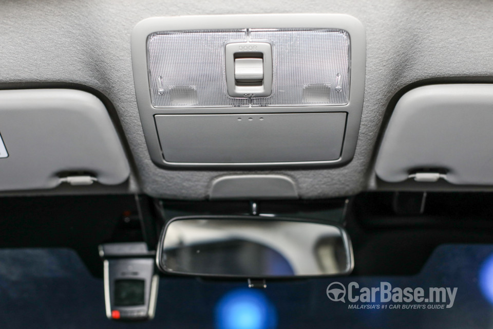 Toyota Rush F800 (2018) Interior