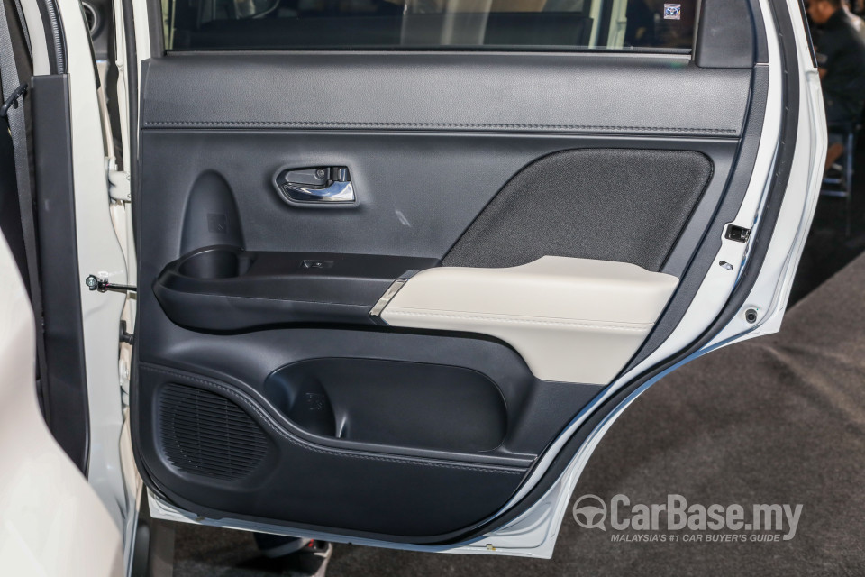 Toyota Rush F800 (2018) Interior