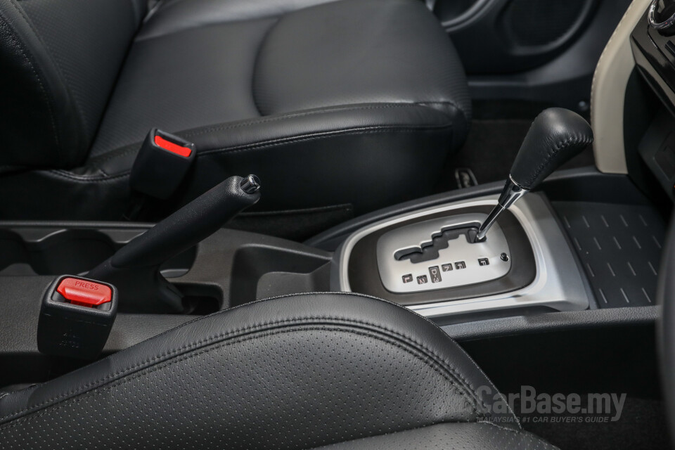 Toyota Rush F800 (2018) Interior