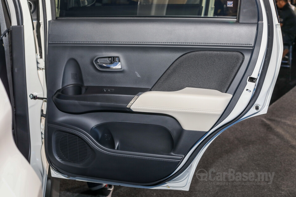 Toyota Rush F800 (2018) Interior