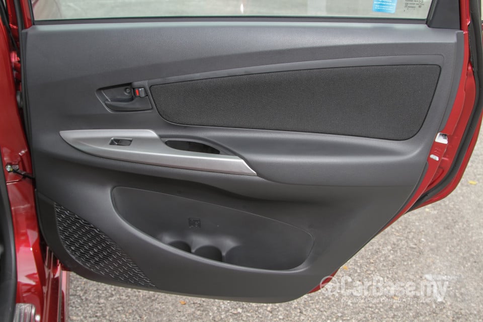 Toyota Avanza Mk2 Facelift (2015) Interior
