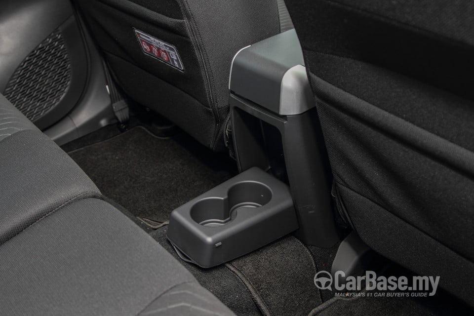 Toyota Avanza Mk2 Facelift (2015) Interior