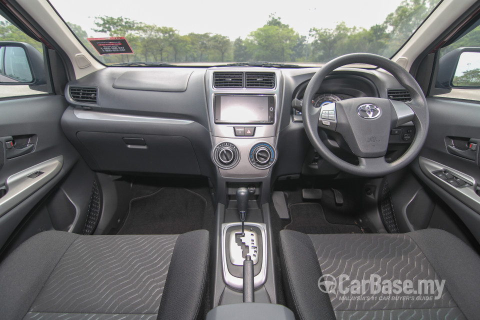 Toyota Avanza Mk2 Facelift (2015) Interior