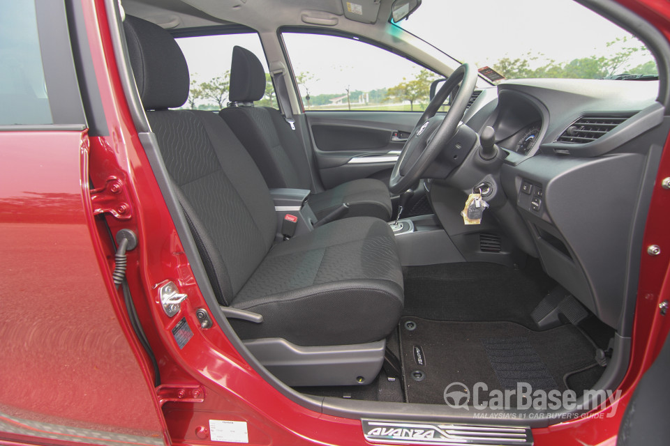 Toyota Avanza Mk2 Facelift (2015) Interior