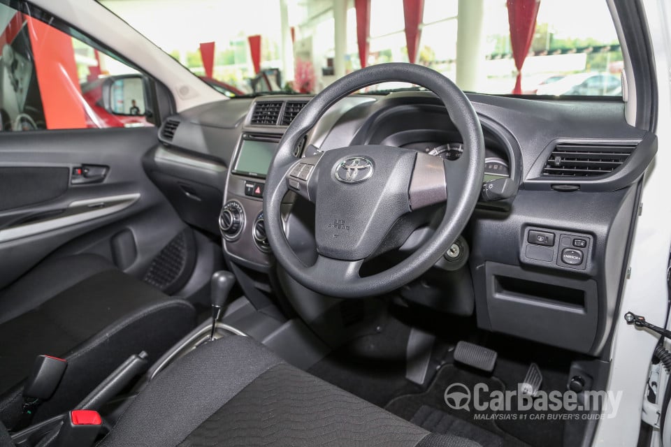 Toyota Avanza Mk2 Facelift (2015) Interior