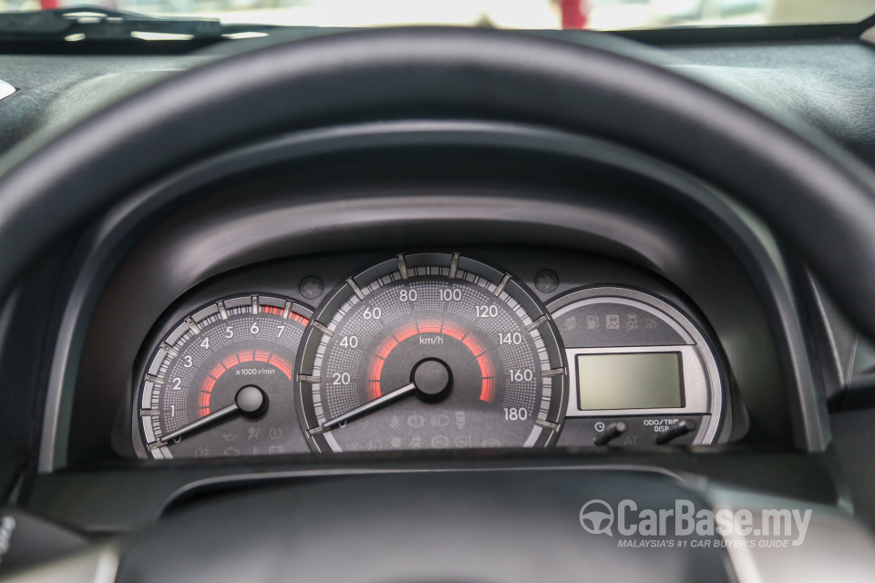 Toyota Avanza Mk2 Facelift (2015) Interior