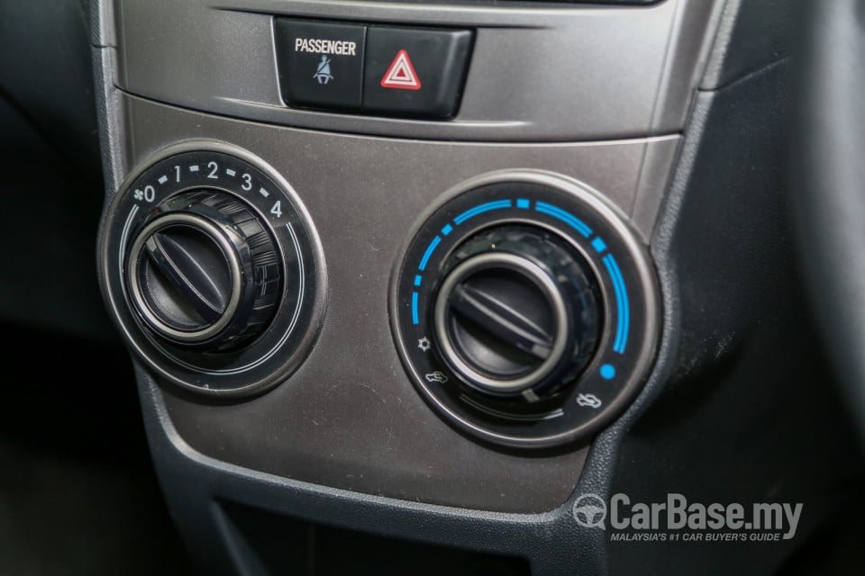 Toyota Avanza Mk2 Facelift (2015) Interior