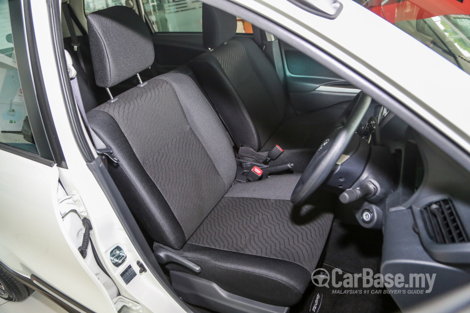 Toyota Avanza Mk2 Facelift (2015) Interior