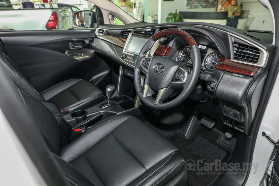 Mazda MX-5 ND (2015) Interior