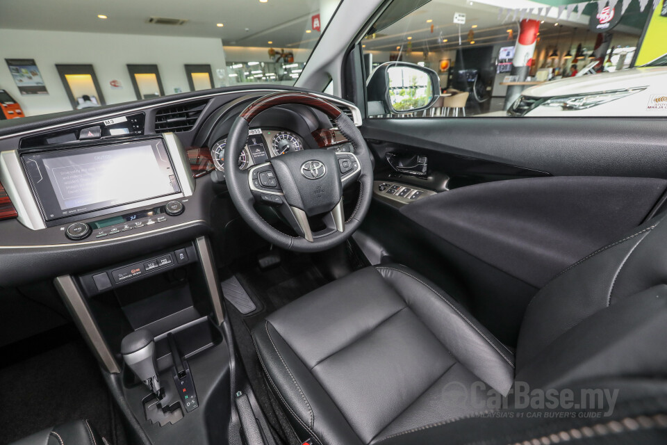 Nissan Navara D23 Facelift (2021) Interior