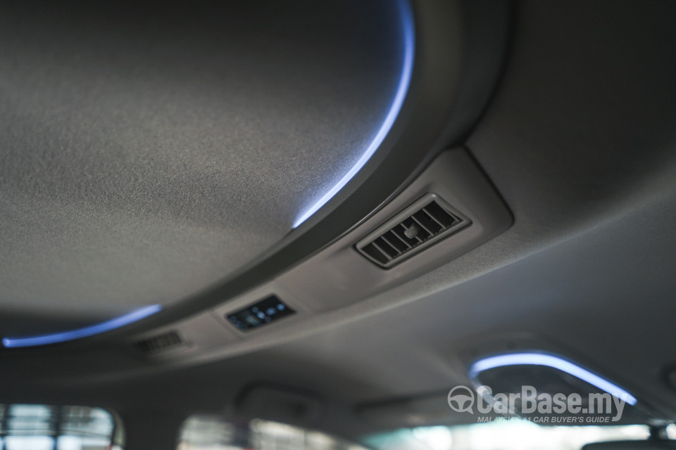 Toyota Innova AN140 Facelift (2021) Interior