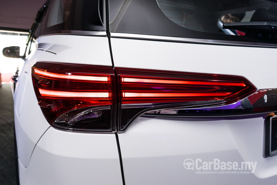 Toyota Fortuner AN160 (2016) Exterior