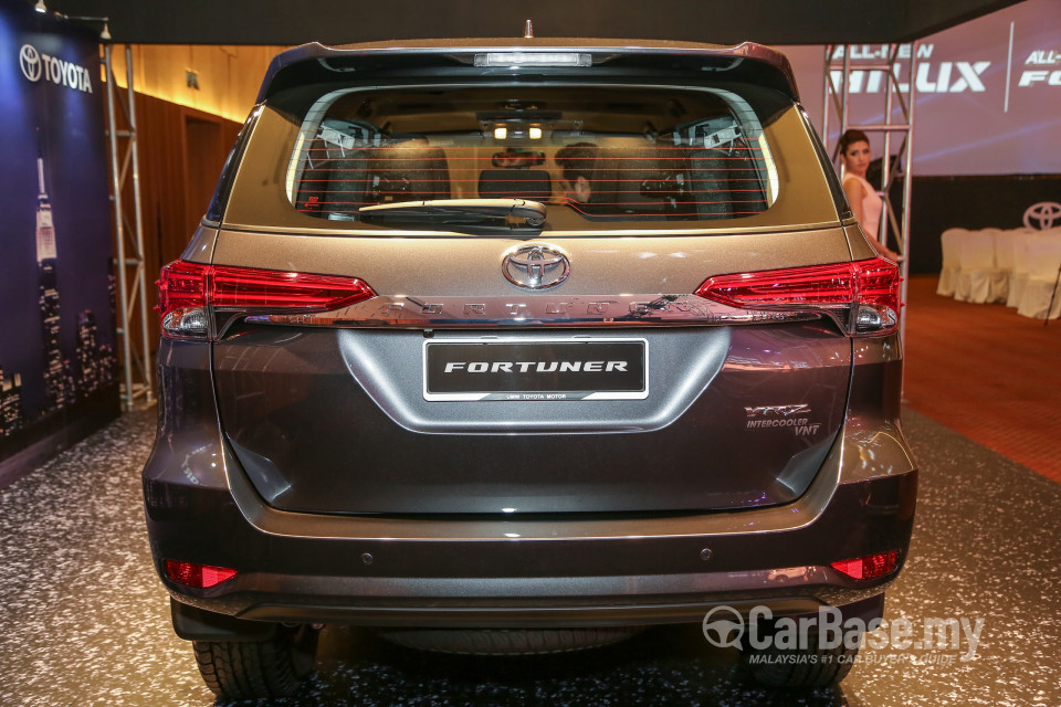 Toyota Fortuner AN160 (2016) Exterior