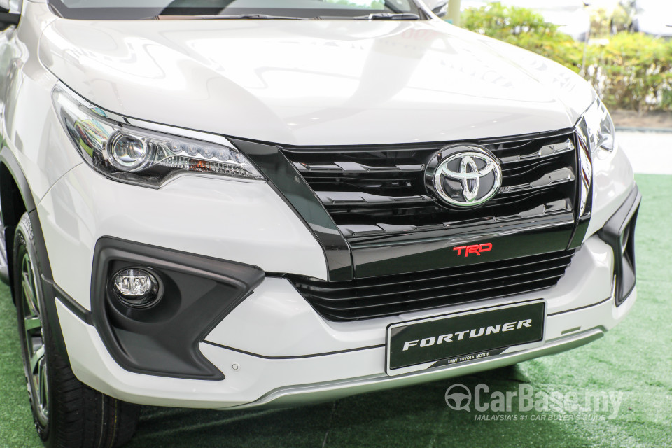 Toyota Fortuner AN160 (2016) Exterior