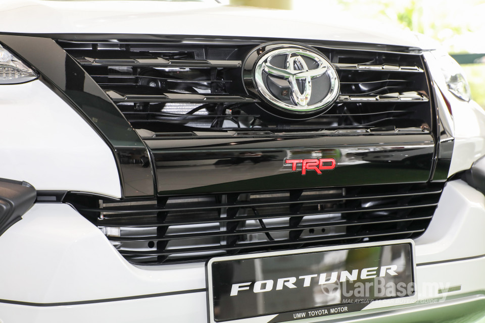 Toyota Fortuner AN160 (2016) Exterior