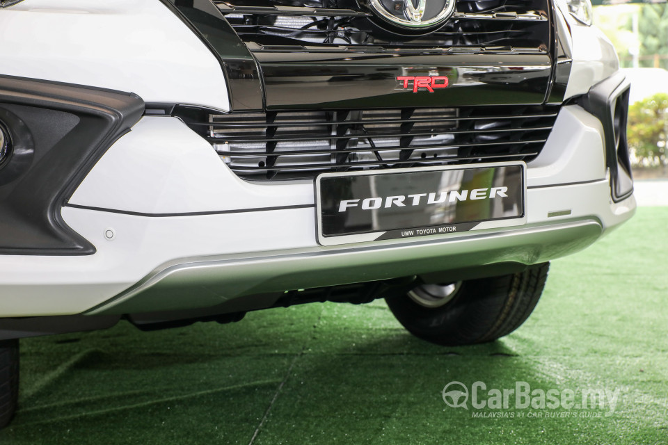 Toyota Fortuner AN160 (2016) Exterior