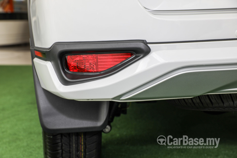 Toyota Fortuner AN160 (2016) Exterior