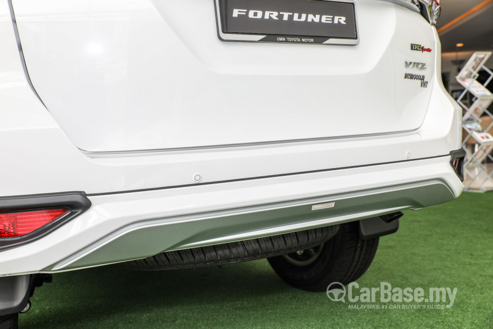 Toyota Fortuner AN160 (2016) Exterior