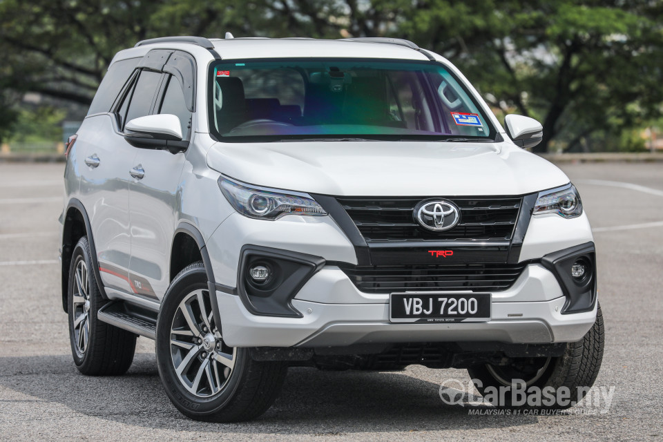 Toyota Fortuner AN160 (2016) Exterior