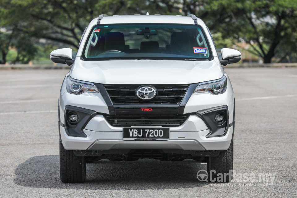 Toyota Fortuner AN160 (2016) Exterior