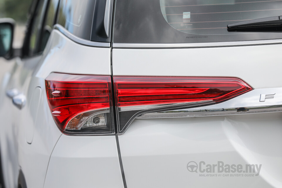 Subaru Outback BN (2015) Exterior