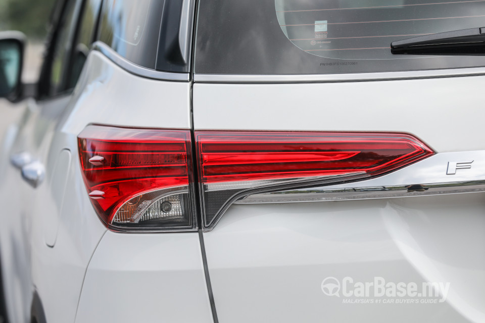 Toyota Fortuner AN160 (2016) Exterior