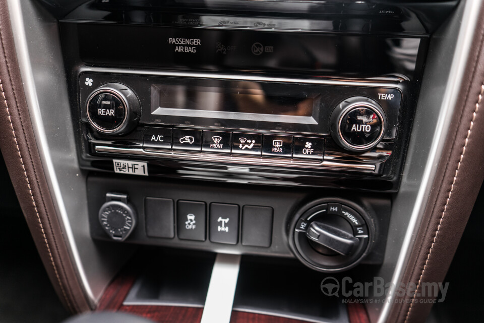 Mitsubishi ASX Mk1 Facelift (2013) Interior