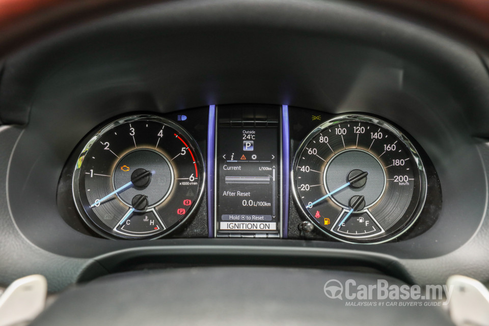 Toyota Fortuner AN160 (2016) Interior