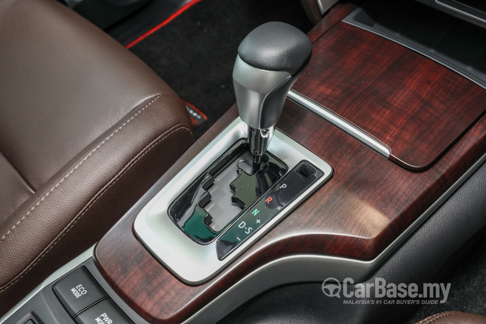 Toyota Fortuner AN160 (2016) Interior