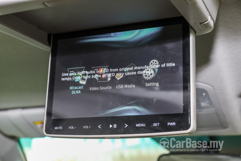 Toyota Fortuner AN160 (2016) Interior
