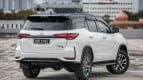 Toyota Fortuner Exterior photo