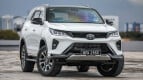 Toyota Fortuner Exterior photo