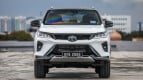 Toyota Fortuner Exterior photo