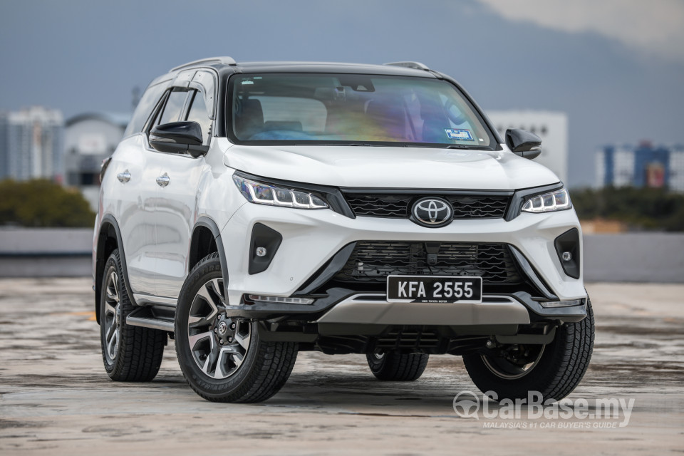 Toyota Fortuner GUN156 Facelift (2021) Exterior