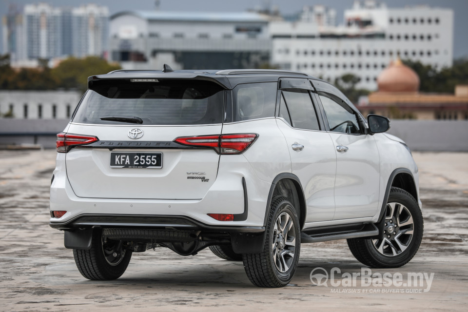 Toyota Fortuner GUN156 Facelift (2021) Exterior