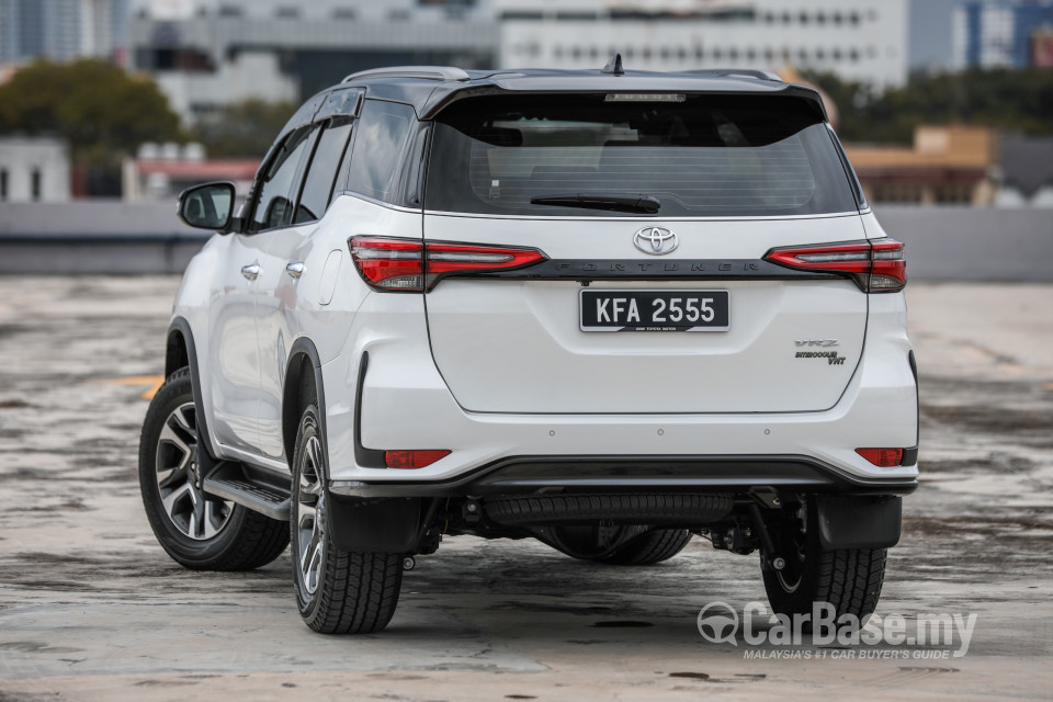 Toyota Fortuner GUN156 Facelift (2021) Exterior