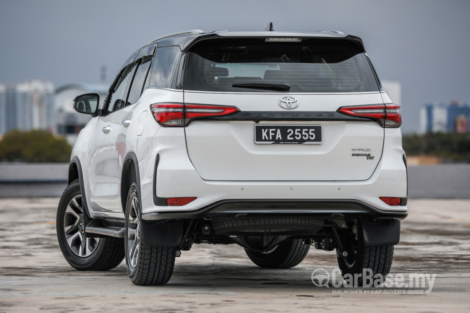 Toyota Fortuner GUN156 Facelift (2021) Exterior