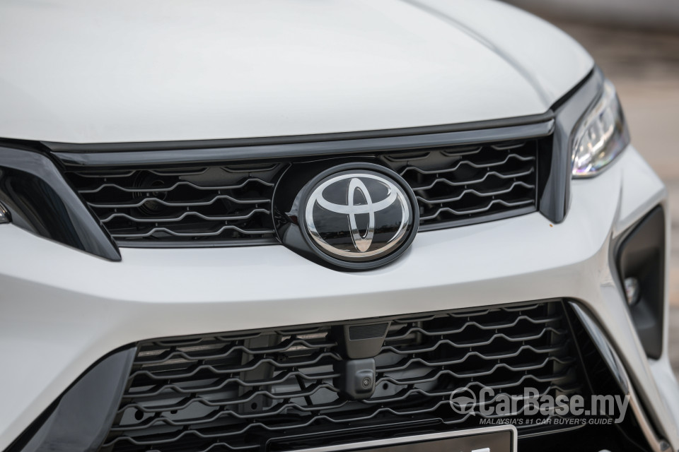 Toyota Fortuner GUN156 Facelift (2021) Exterior
