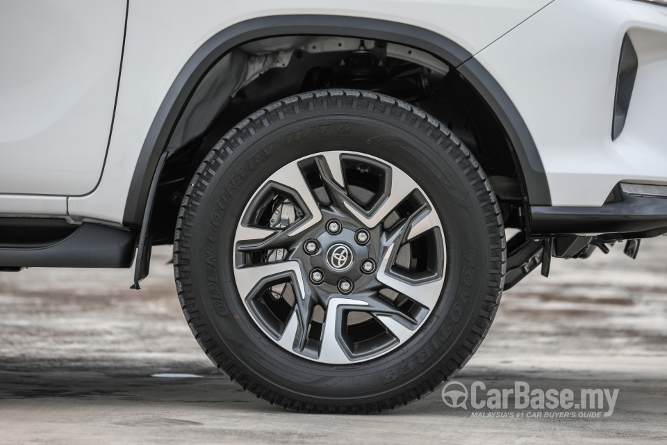 Toyota Fortuner GUN156 Facelift (2021) Exterior