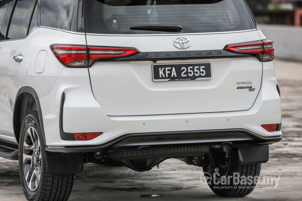 Toyota Fortuner GUN156 Facelift (2021) Exterior