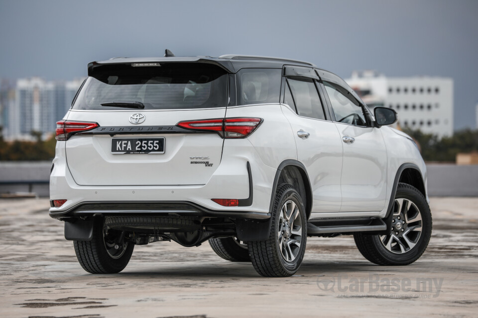 Toyota Fortuner GUN156 Facelift (2021) Exterior