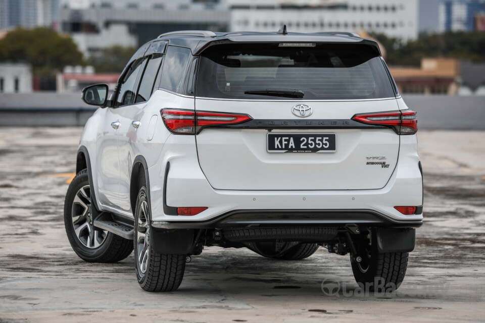 Toyota Fortuner GUN156 Facelift (2021) Exterior